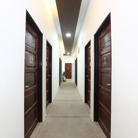Super Oyo 89678 Ady Hotel كُوالا تيرينغانو المظهر الخارجي الصورة