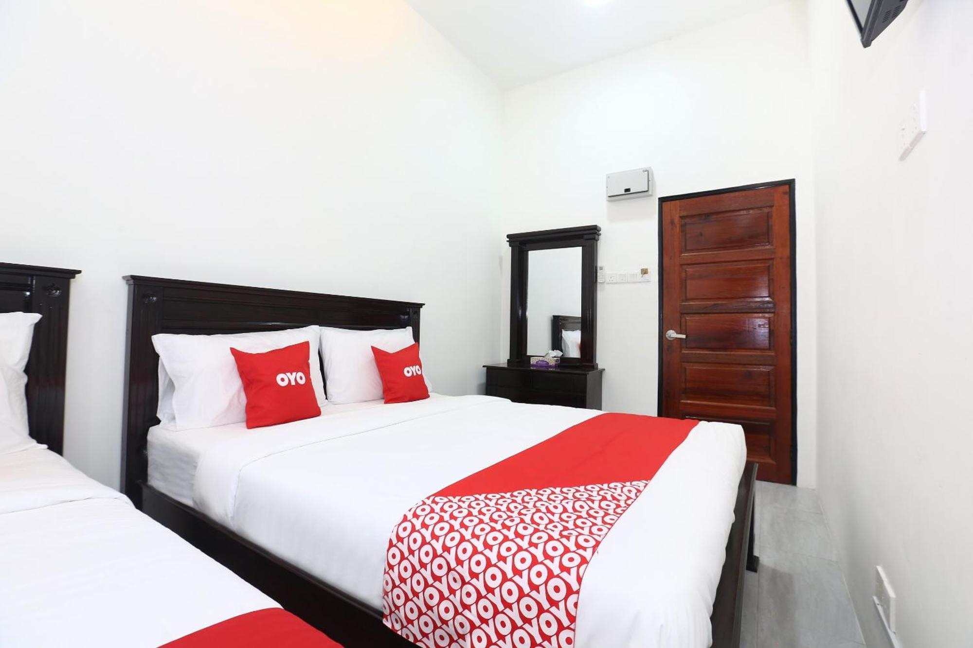 Super Oyo 89678 Ady Hotel كُوالا تيرينغانو المظهر الخارجي الصورة