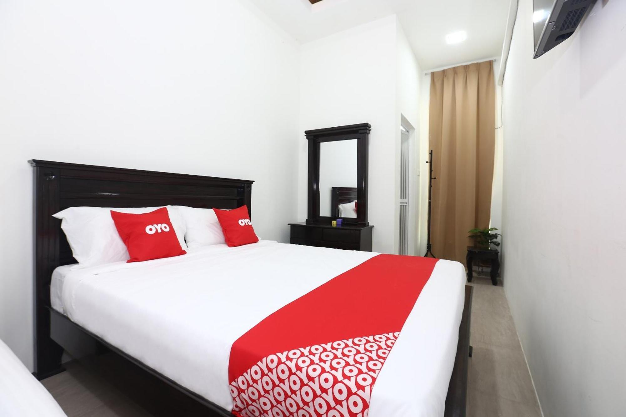 Super Oyo 89678 Ady Hotel كُوالا تيرينغانو المظهر الخارجي الصورة