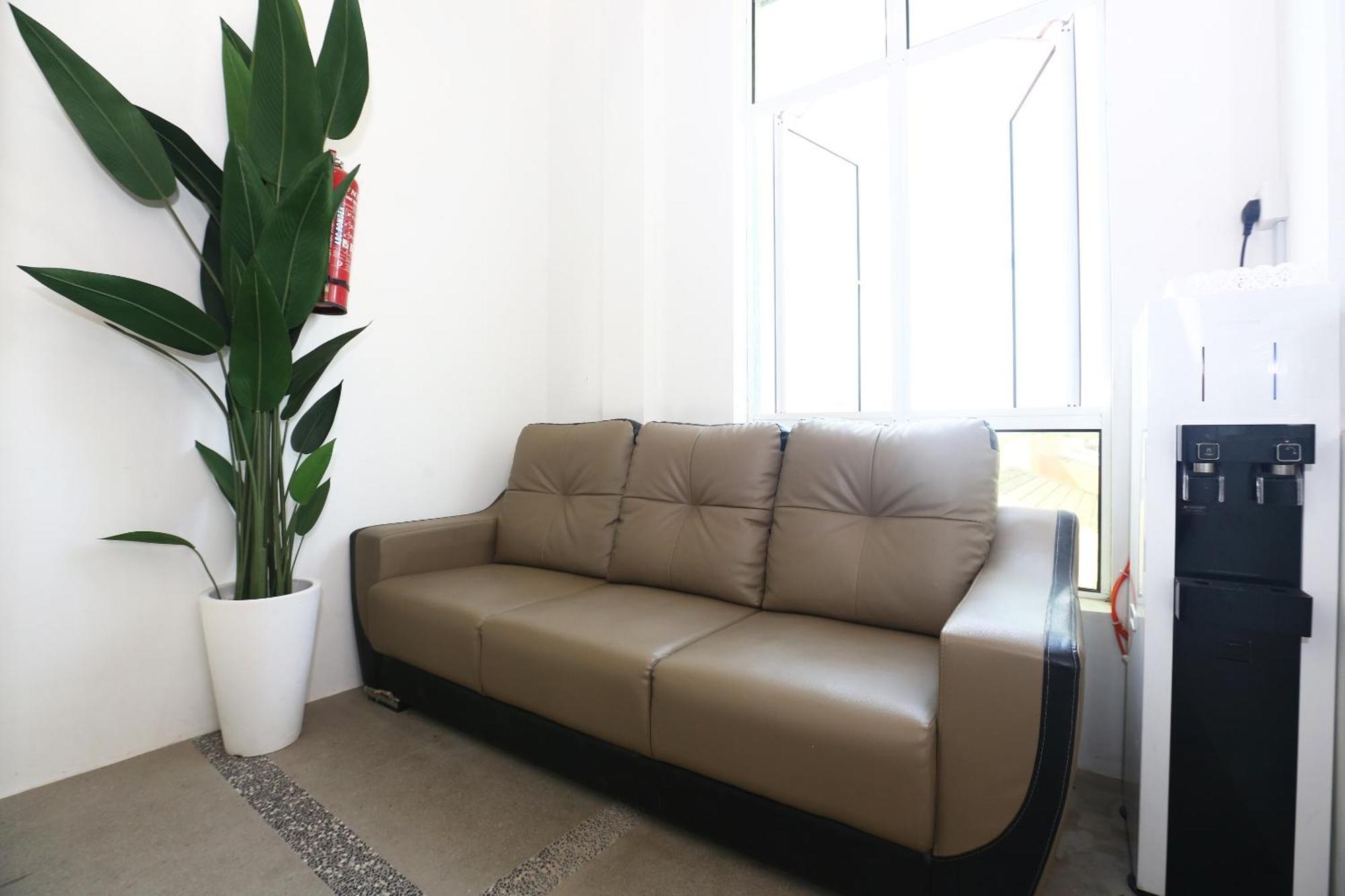 Super Oyo 89678 Ady Hotel كُوالا تيرينغانو المظهر الخارجي الصورة